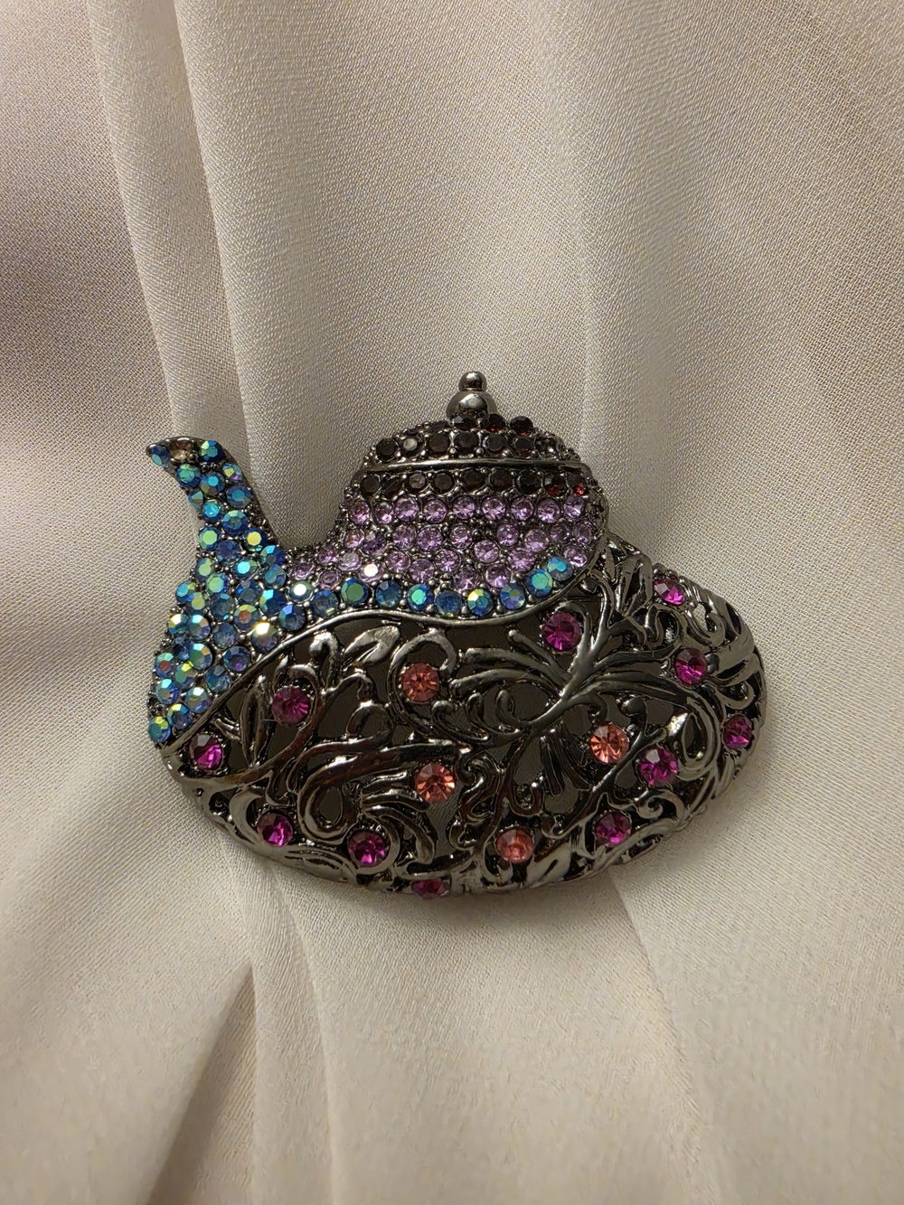 Vintage Style Teapot Brooch Pin Rhinestone Ornate Crystal Filigree Statement